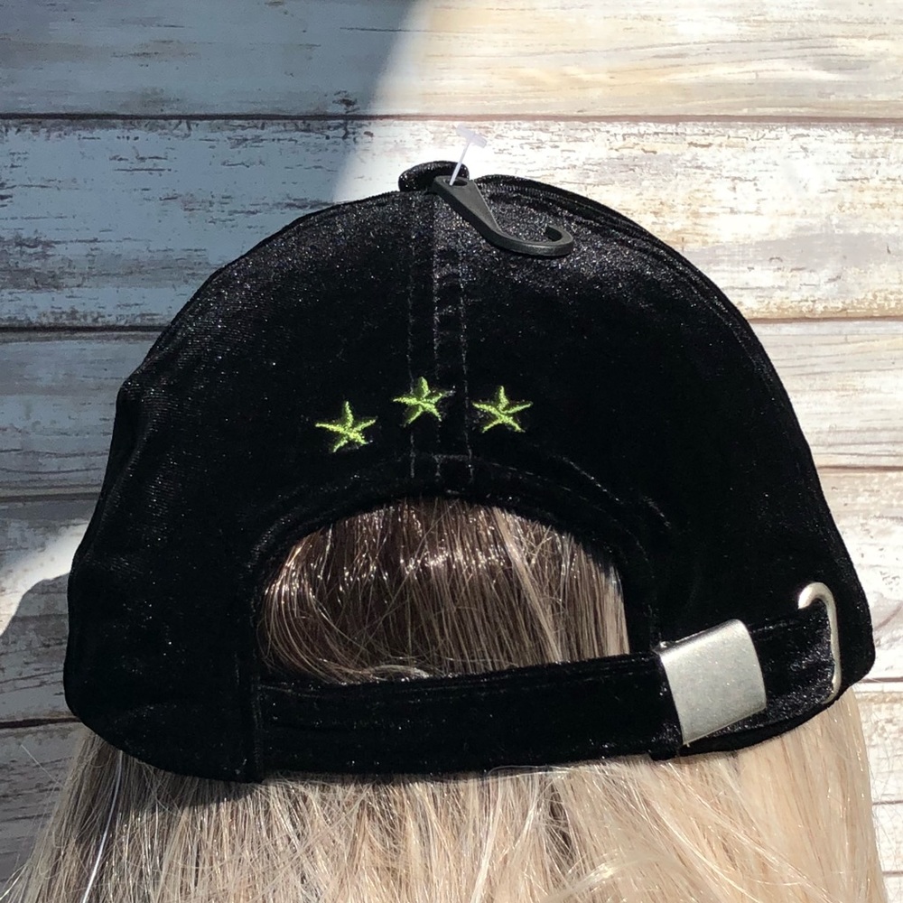 💛 4/$15 Last 1❣️ Sequin brim velvet cadet cap - Picture 6 of 8